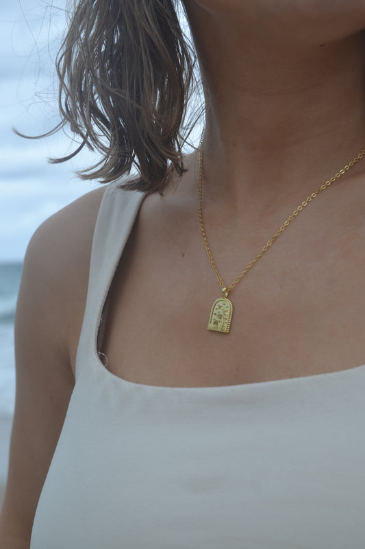 Happy Palms Necklace